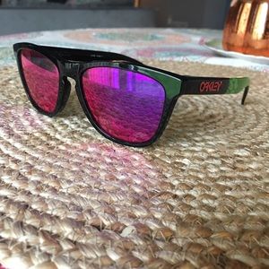 Limited Edition Oakley Frogskins Jupiter Camo